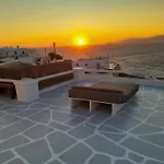 Cavo Apollon Sunset Pool *
